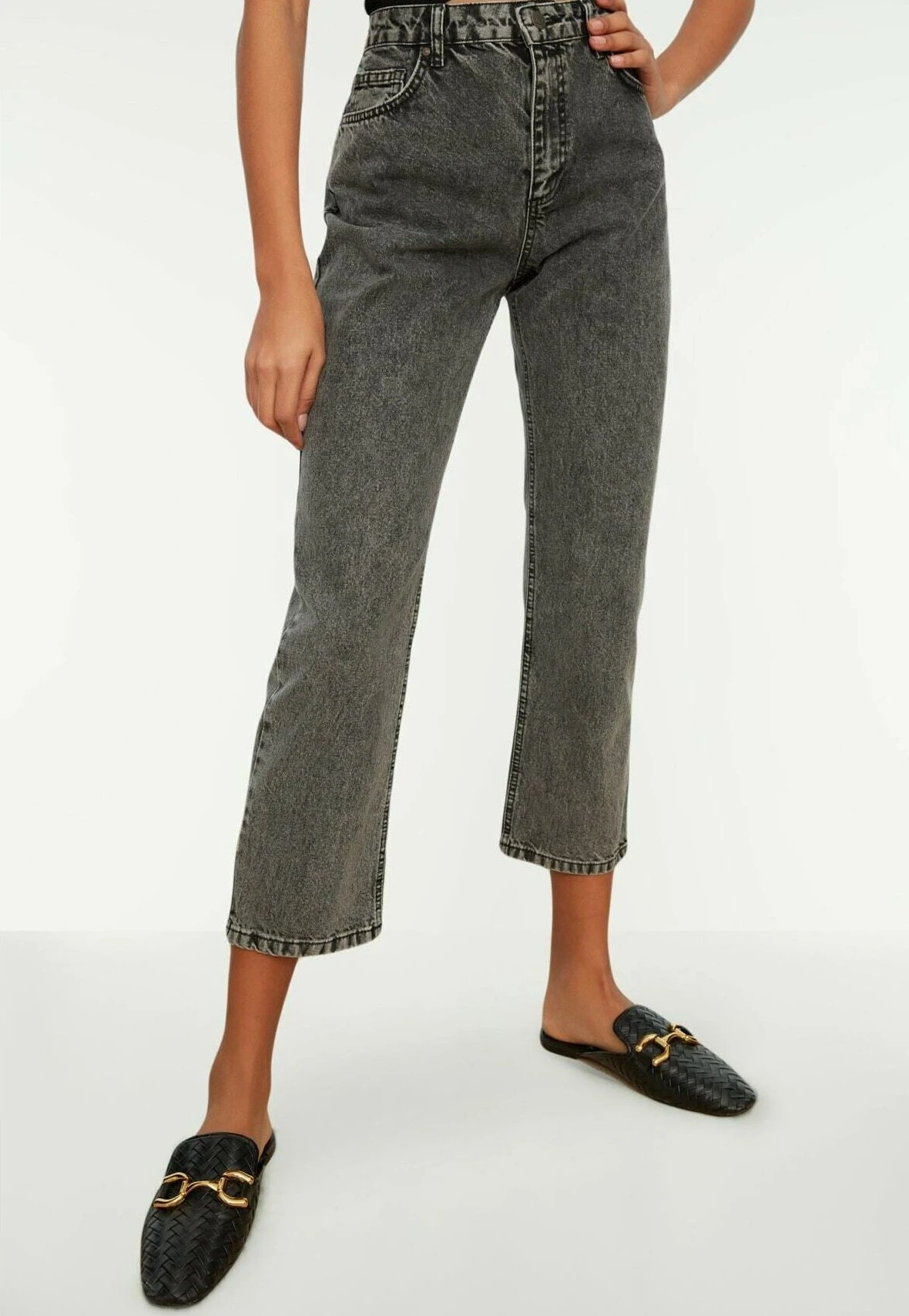 Trendyol Jean Bootcut - Gray 3 Trendyol Jean Bootcut - Gray