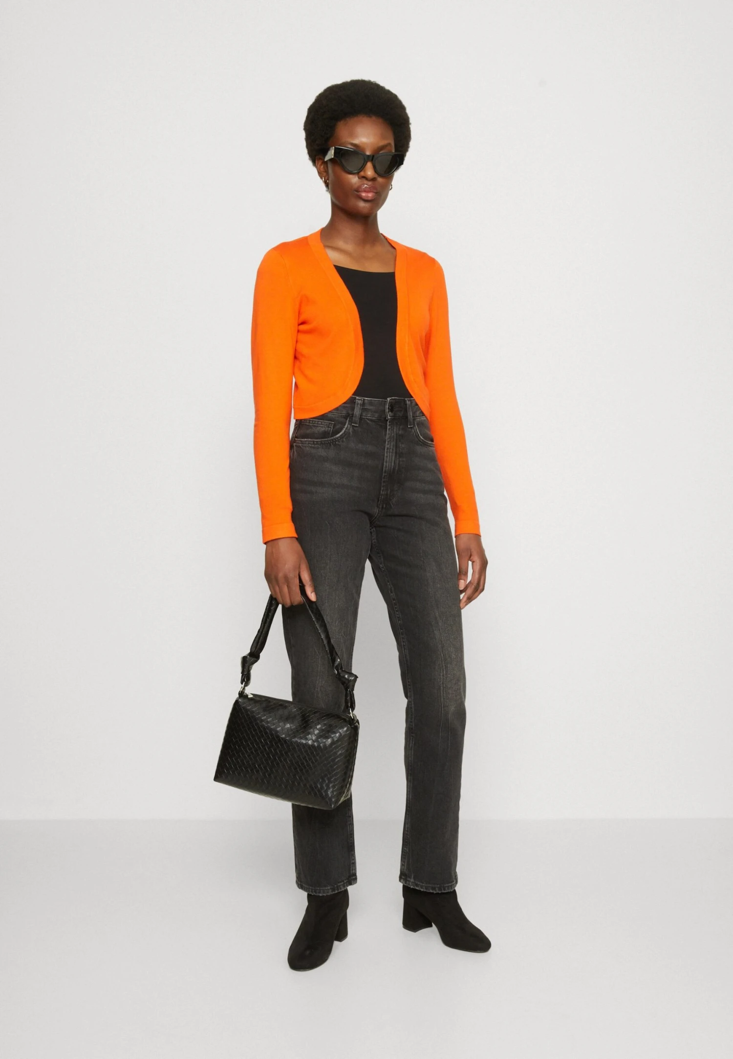 Kaffe Astrid Bolero - Gilet - Vermillion Orange 4 Kaffe Astrid Bolero - Gilet - Vermillion Orange – Image 2