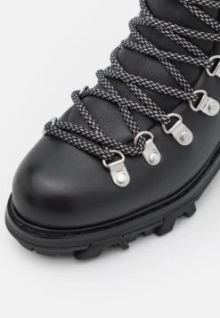 Rag & Bone Shiloh Hiker - Bottines À Lacets - Black 15 Rag & Bone Shiloh Hiker - Bottines À Lacets - Black -Next Soldes 0cd8a025350a4fbba99cb57da07c974e