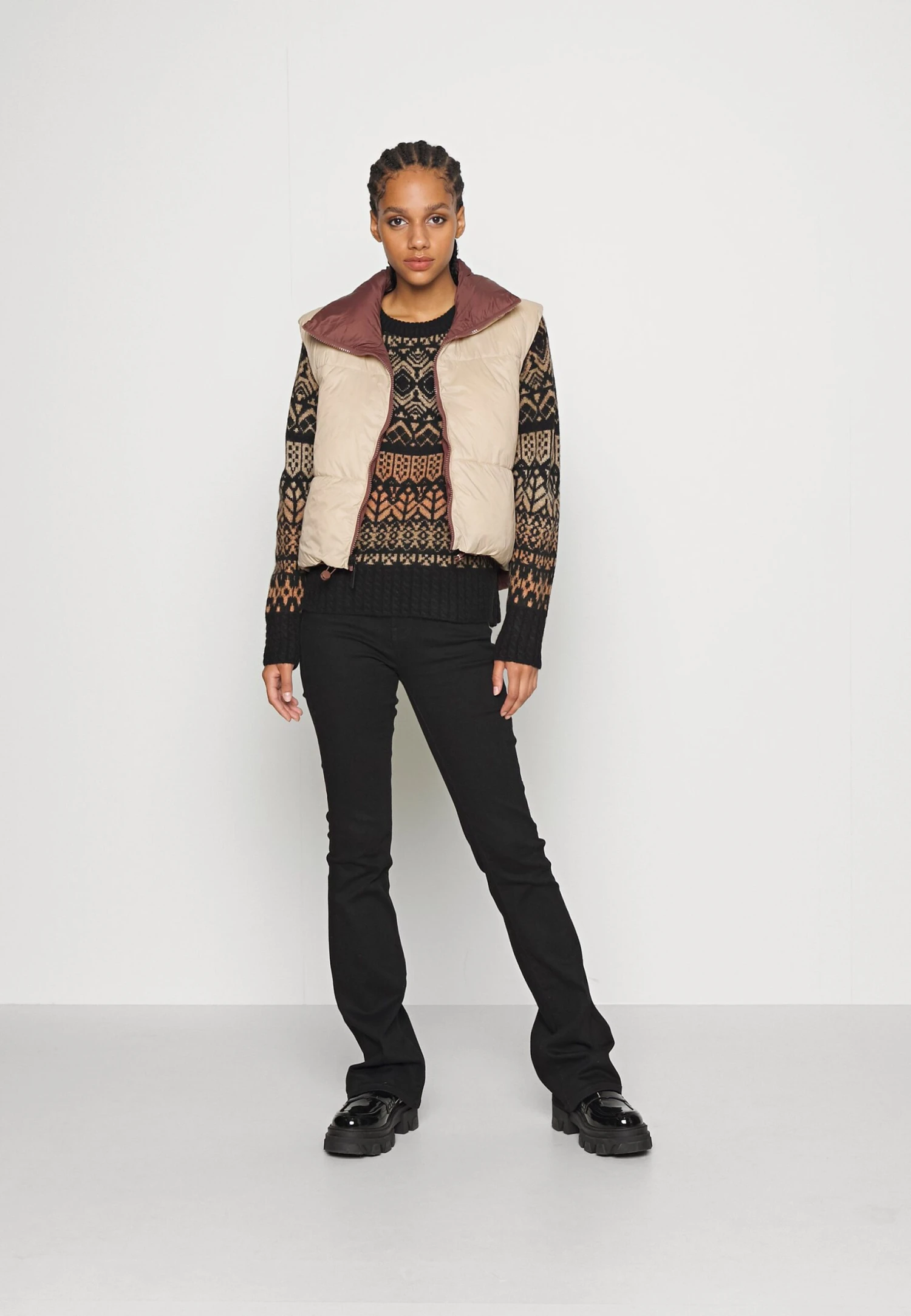 ONLY Onlaida Fairisle - Pullover - Black Detail/Humus/Toasted Coconut Space Dye 4 ONLY Onlaida Fairisle - Pullover - Black Detail/Humus/Toasted Coconut Space Dye – Image 2