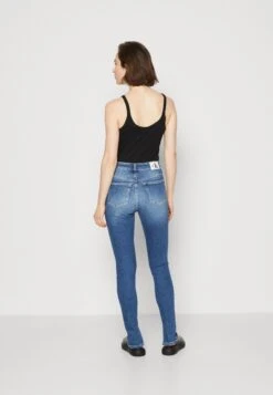 Calvin Klein Jeans High Rise Super Skinny Ankle - Jeans Skinny - Denim Dark 10 Calvin Klein Jeans High Rise Super Skinny Ankle - Jeans Skinny - Denim Dark -Next Soldes 0dbd617c3d5f4f719bc0524c6666cce6