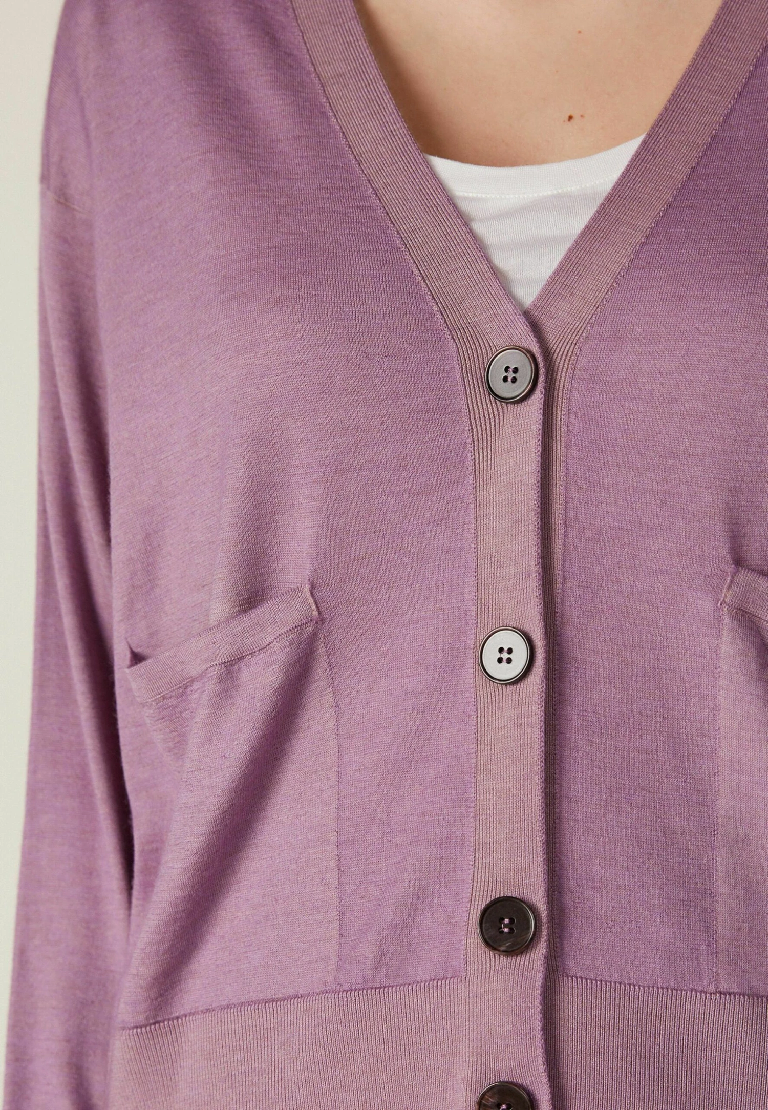 Ultrafine - Gilet - Violett Garment Dyed Wisteria 4 Ultrafine - Gilet - Violett Garment Dyed Wisteria – Image 2