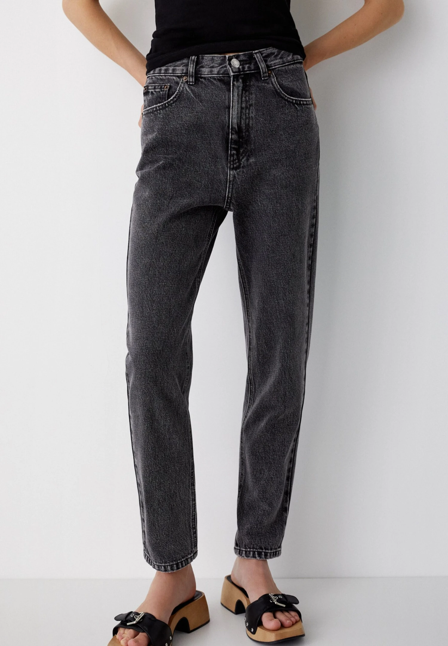 PULL & BEAR Jean Droit - Dark Grey 3 PULL & BEAR Jean Droit - Dark Grey