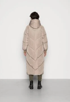 Pieces Pcfelicity Long Puffer Jacket - Manteau D'Hiver - Silver Mink -Next Soldes 16a4c4feada7476c8a81032a6ad0b7ac