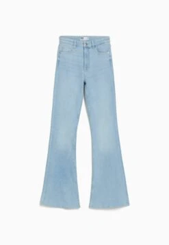 BERSHKA Jean Bootcut - Light Blue 13 BERSHKA Jean Bootcut - Light Blue -Next Soldes 17a19f123a9e4b00a91c2953f052ccbc