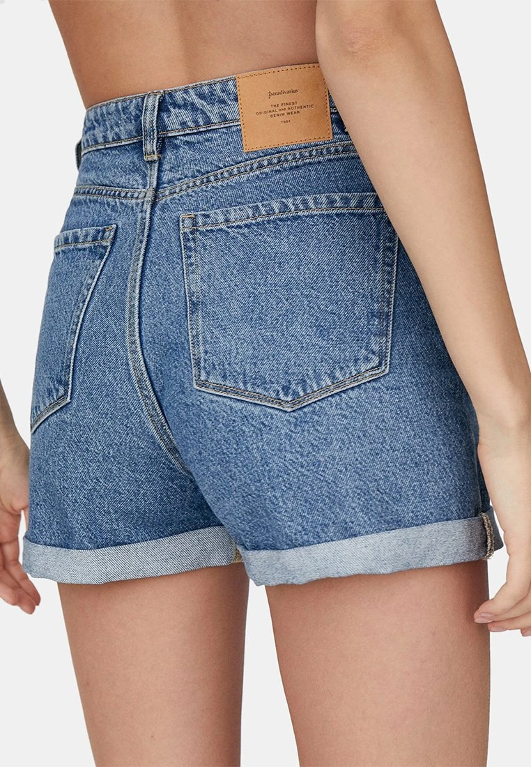 Stradivarius Mom-Fit - Short En Jean - Blue Denim 6 Stradivarius Mom-Fit - Short En Jean - Blue Denim – Image 4