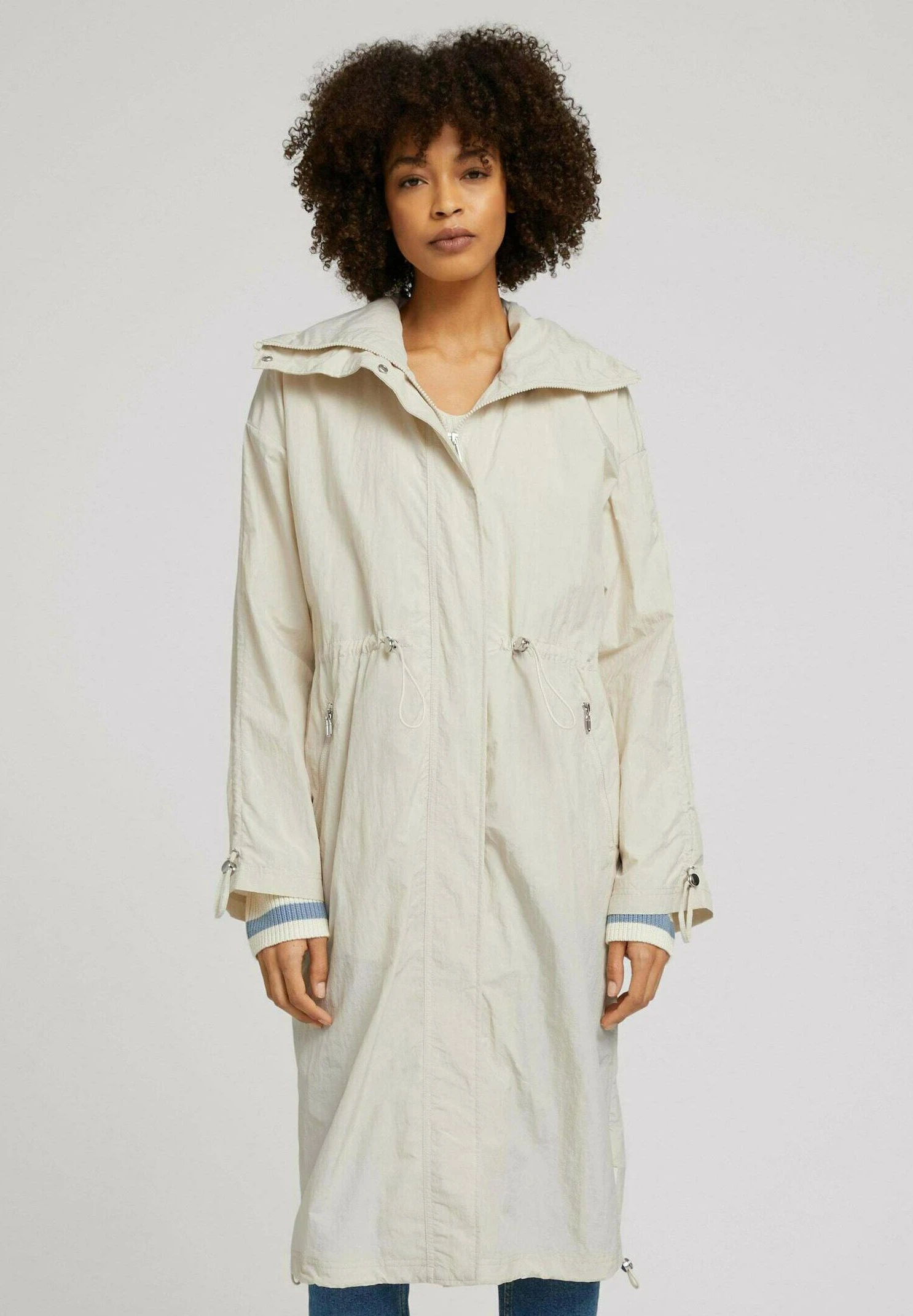 Tom Tailor Regular Fit Mit Langen Ärmeln Mit Turn-Up-Option - Parka - Light Cashew Beige 3 Tom Tailor Regular Fit Mit Langen Ärmeln Mit Turn-Up-Option - Parka - Light Cashew Beige