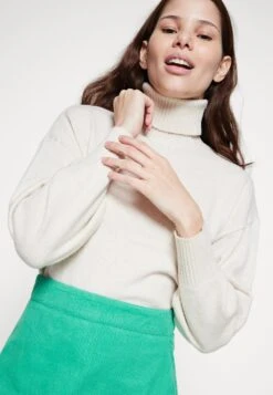 Pieces Pccava High Neck - Pullover - Off-White -Next Soldes 25534d52c8534f7e9b689b00595024c9