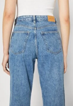 Monki Jean Droit - Blue Medium 11 Monki Jean Droit - Blue Medium -Next Soldes 272ea2ddd59a4537abf1c4b8021fb2d2