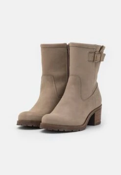 Bullboxer Bottines - Taupe 10 Bullboxer Bottines - Taupe -Next Soldes 2ae84893d73c418797e2c603cfcf3d70