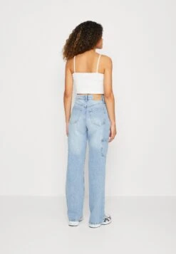 Vero Moda Vmkithy Loose Cargo - Jean Boyfriend - Medium Blue Denim 10 Vero Moda Vmkithy Loose Cargo - Jean Boyfriend - Medium Blue Denim -Next Soldes 2b82ce7a34a94e4bb84d1fec13bc6ac4
