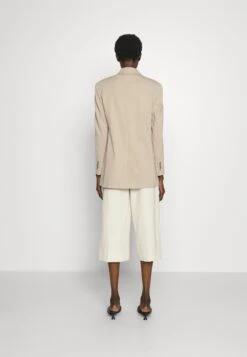 Melfi - Manteau Court - Beige -Next Soldes 35a5151468354dcab9ce73834333c3f0