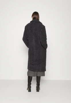 Ugg Gertrude Long Coat - Manteau D'Hiver - Ink Black 11 Ugg Gertrude Long Coat - Manteau D'Hiver - Ink Black -Next Soldes 373eb239894e4c549b26ffc53706980c