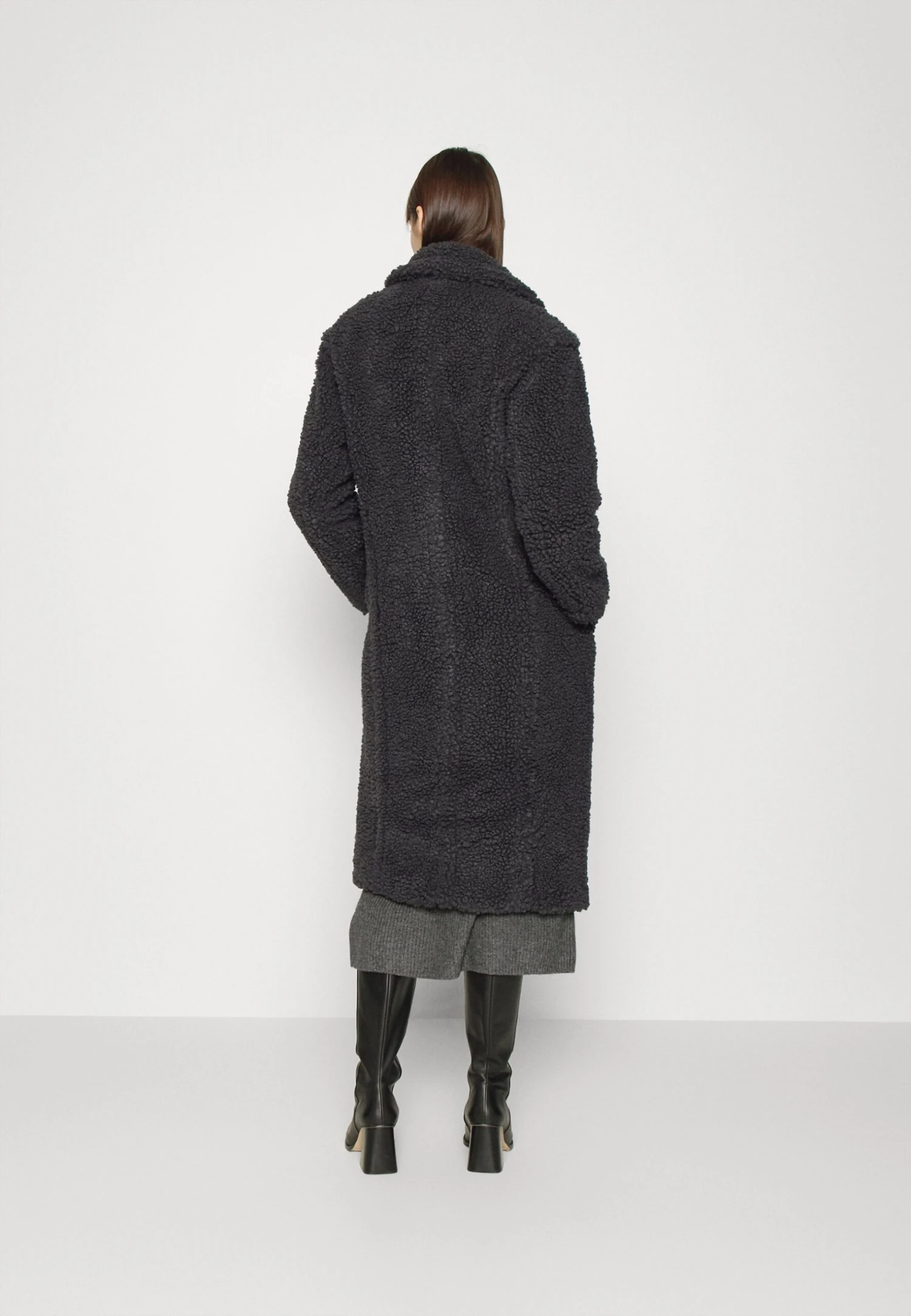 Ugg Gertrude Long Coat - Manteau D'Hiver - Ink Black 5 Ugg Gertrude Long Coat - Manteau D'Hiver - Ink Black – Image 3