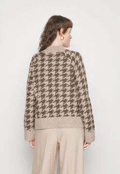 Selected Femme Slfbirdy High Neck - Pullover - Sandshell 10 Selected Femme Slfbirdy High Neck - Pullover - Sandshell -Next Soldes 409709d783d4473cb4a8e63512312795