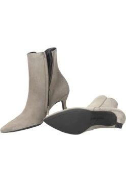 Paul Green Boots À Talons - Grau 9 Paul Green Boots À Talons - Grau -Next Soldes 47efc92faca3408ca33a29c03b225a08