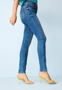 Next Enhancer - Jeans Skinny - Mid Blue 8 Next Enhancer - Jeans Skinny - Mid Blue -Next Soldes 48c1acb7b6a14963ac81756d44245567