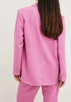 NA-KD Mit Normaler Passform - Manteau Court - Pink 8 NA-KD Mit Normaler Passform - Manteau Court - Pink -Next Soldes 4b935e6611c640858ebbadd5817f49c5