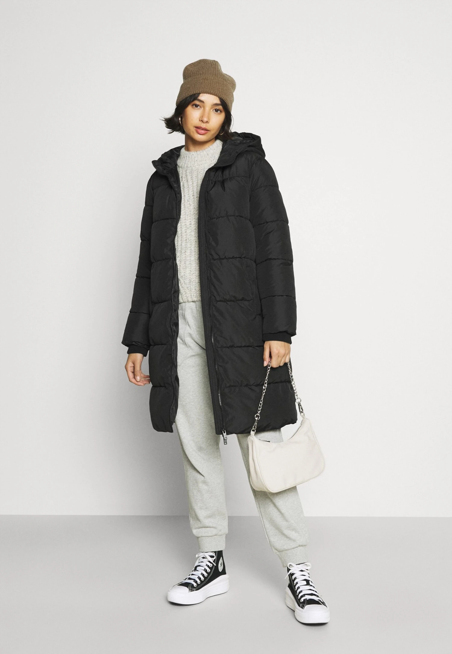 Pieces Petite Pcbee New Long Puffer Jacket - Manteau D'Hiver - Black 4 Pieces Petite Pcbee New Long Puffer Jacket - Manteau D'Hiver - Black – Image 2
