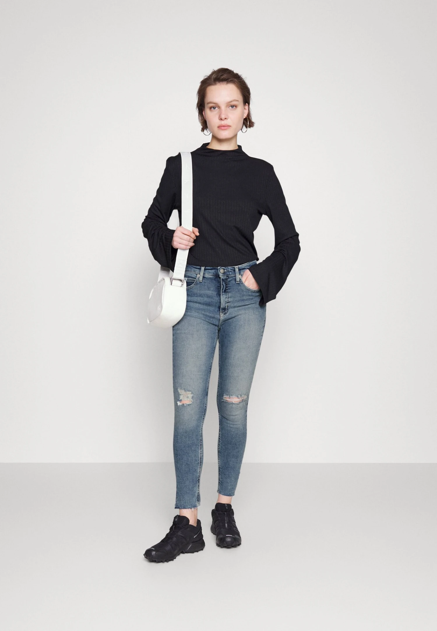 Calvin Klein Jeans High Rise Super Skinny Ankle - Jeans Skinny - Denim Light 4 Calvin Klein Jeans High Rise Super Skinny Ankle - Jeans Skinny - Denim Light – Image 2