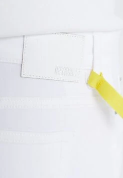 DRYKORN Need - Jeans Skinny - White Denim 13 DRYKORN Need - Jeans Skinny - White Denim -Next Soldes 5fef986b738c49268e56ae886f908f10