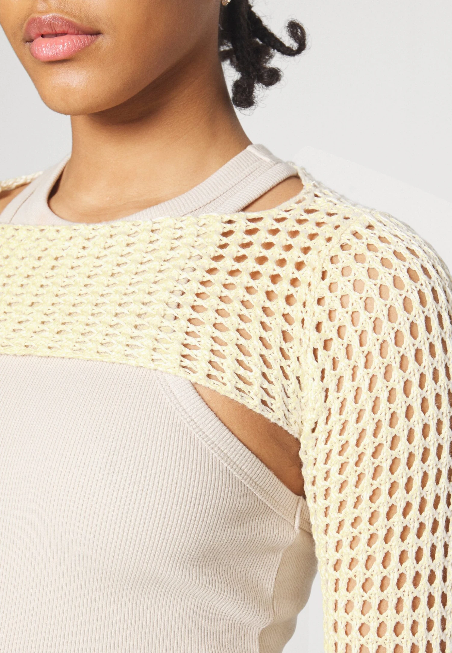 BDG Urban Outfitters Cropped Shrug - Pullover - Cream 7 BDG Urban Outfitters Cropped Shrug - Pullover - Cream – Image 5