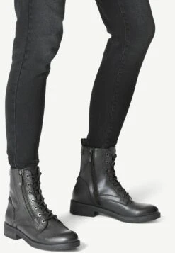 Tamaris Bottines À Lacets - Black