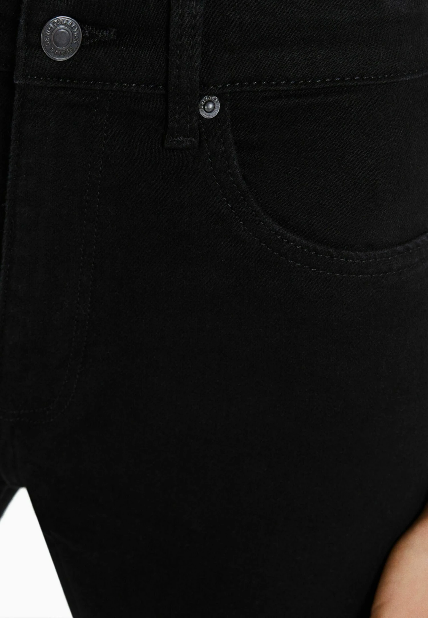 BERSHKA Jean Bootcut - Black 6 BERSHKA Jean Bootcut - Black – Image 4