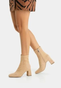 BERSHKA Bottines - Camel