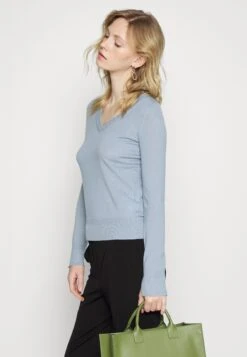 Max Mara Leisure Folgore - Pullover - Azzurro 12 Max Mara Leisure Folgore - Pullover - Azzurro -Next Soldes 816d1f5a7fd04f7eb1343e29b921b0bd