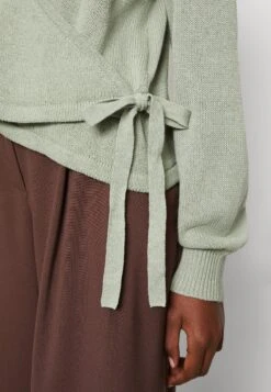 Pieces Pctrista Wrap - Gilet - Tea 13 Pieces Pctrista Wrap - Gilet - Tea -Next Soldes 84cd181480fc4d0c8d974dd64b369839