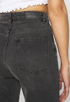 Gina Tricot Dagny Mom - Jean Boyfriend - Black Grey 11 Gina Tricot Dagny Mom - Jean Boyfriend - Black Grey -Next Soldes 8a6b1b05465241788819c34f2033f331