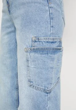 Vero Moda Vmkithy Loose Cargo - Jean Boyfriend - Medium Blue Denim 13 Vero Moda Vmkithy Loose Cargo - Jean Boyfriend - Medium Blue Denim -Next Soldes 904526283aca4c698c137aec5a17674b