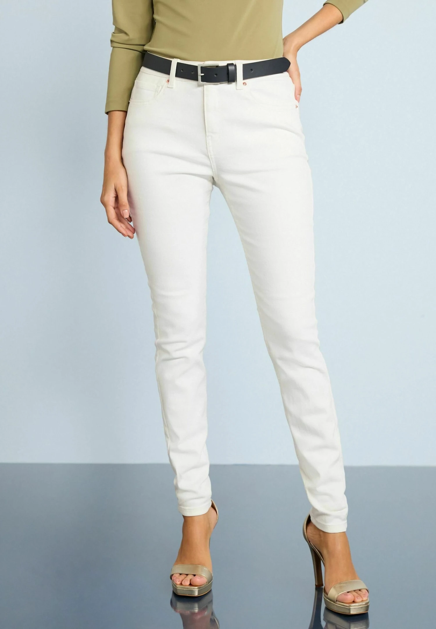 Next Jean Slim - White 3 Next Jean Slim - White