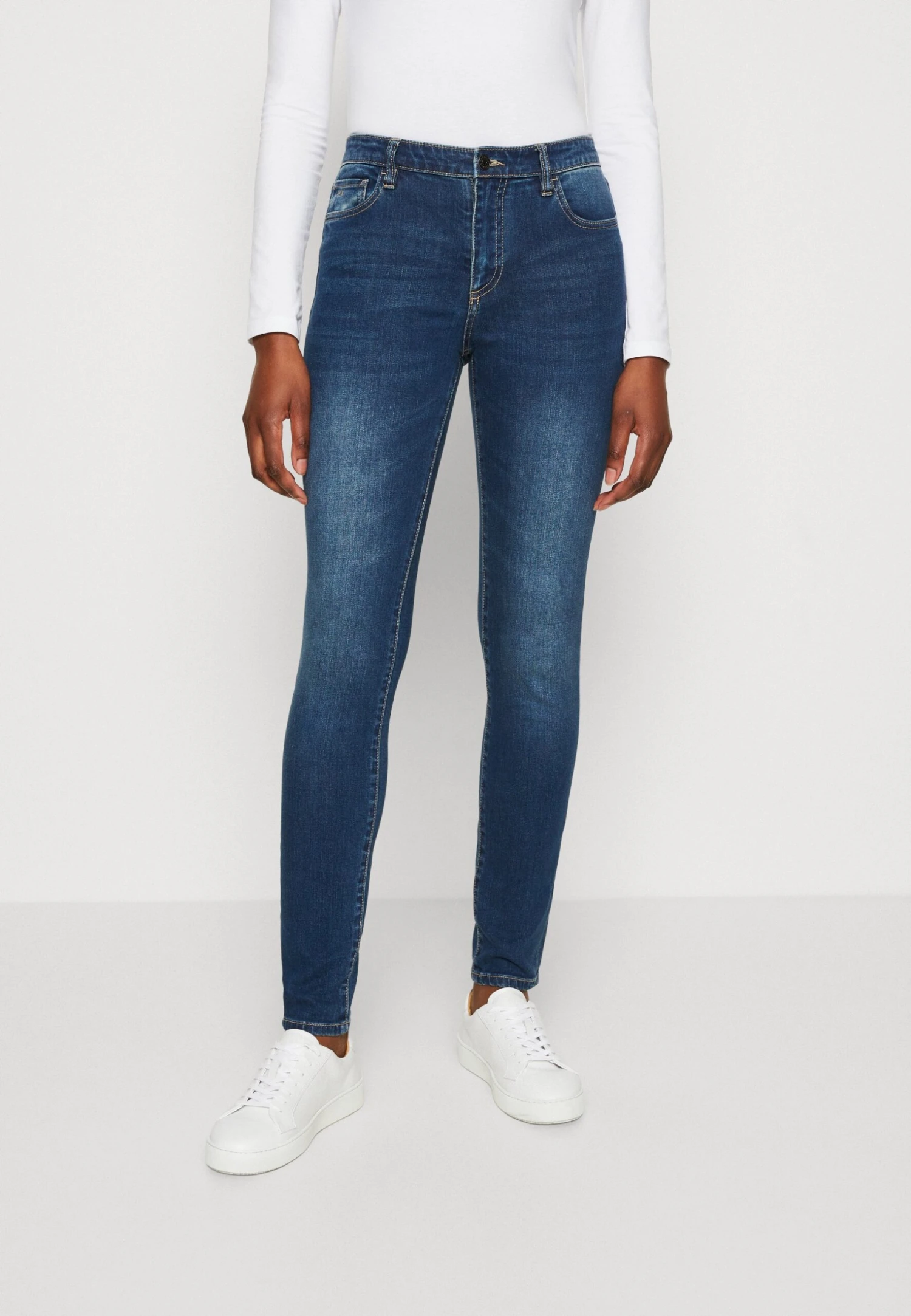 Armani Exchange Pant - Jeans Skinny - Indigo Denim 3 Armani Exchange Pant - Jeans Skinny - Indigo Denim