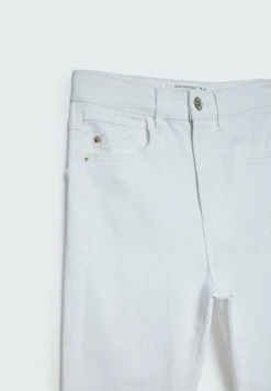 Stradivarius Regular Waist - Jeans Skinny - White -Next Soldes 9e1b491c4fc44d75ba4bc09f2f5d244e