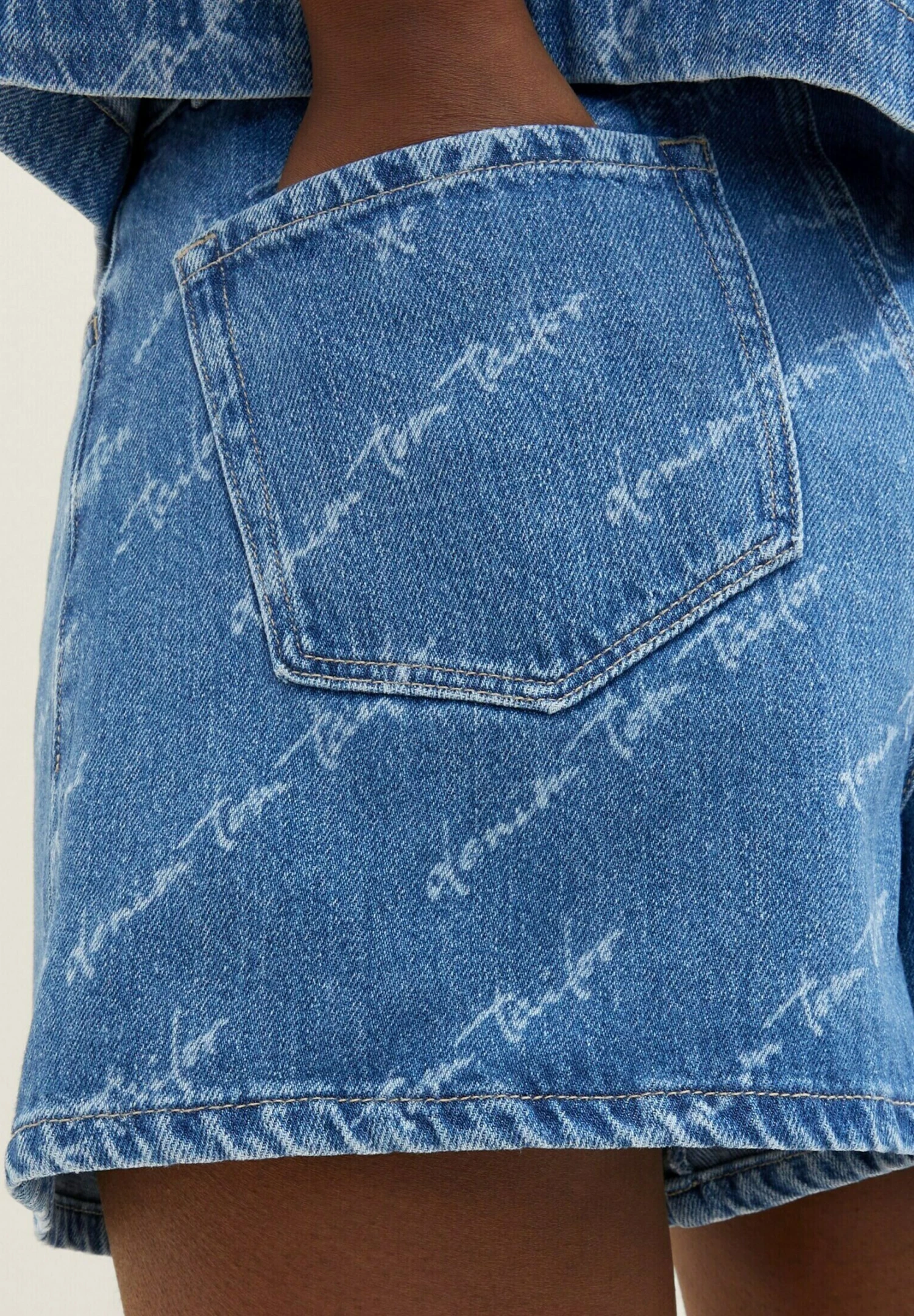 TOM TAILOR Denim Mit Logo Print - Short En Jean - Denim Laser Print 9 TOM TAILOR Denim Mit Logo Print - Short En Jean - Denim Laser Print – Image 7