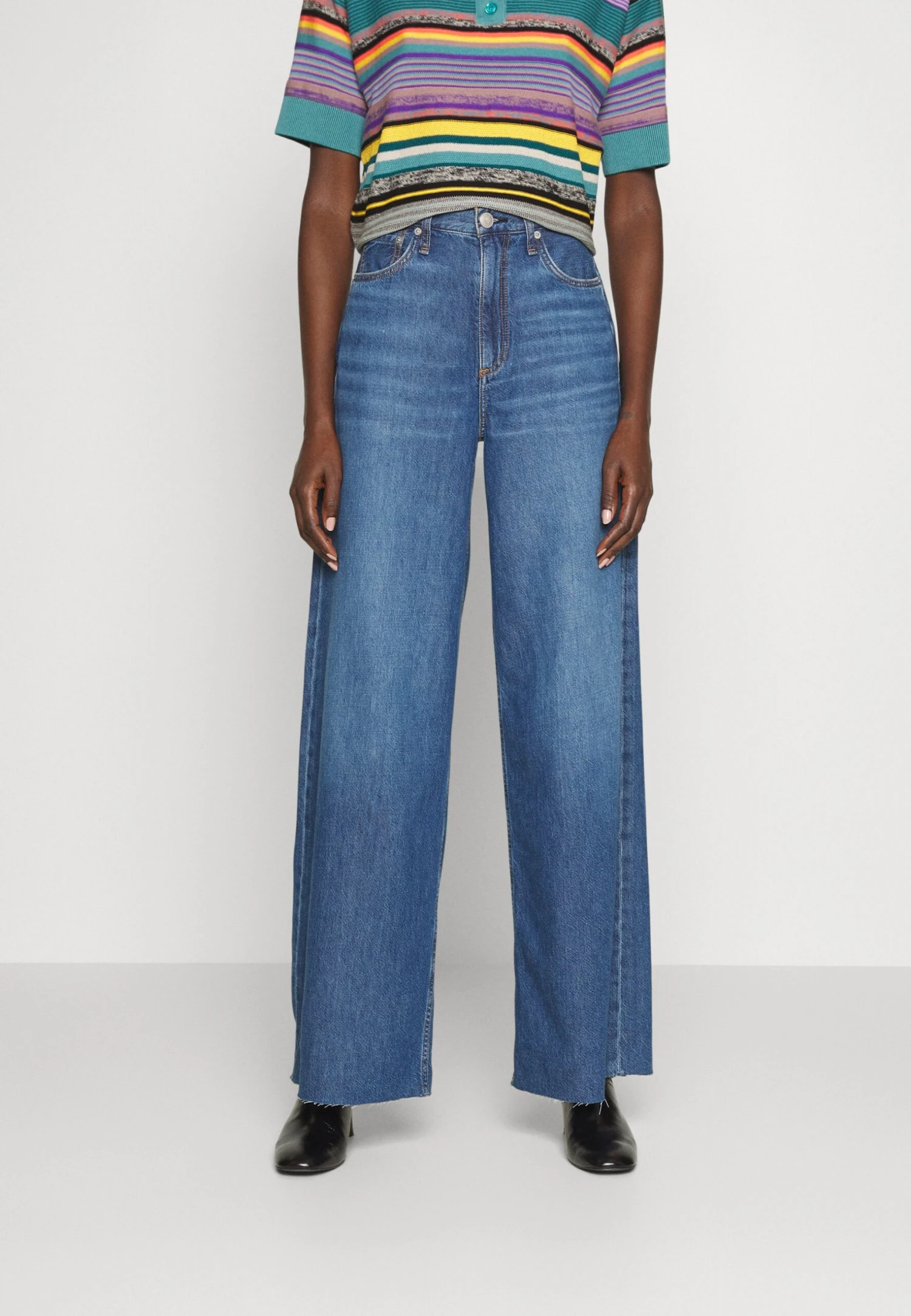 Rag & Bone Featherweight Sofie - Jean Boyfriend - Blue Denim 3 Rag & Bone Featherweight Sofie - Jean Boyfriend - Blue Denim