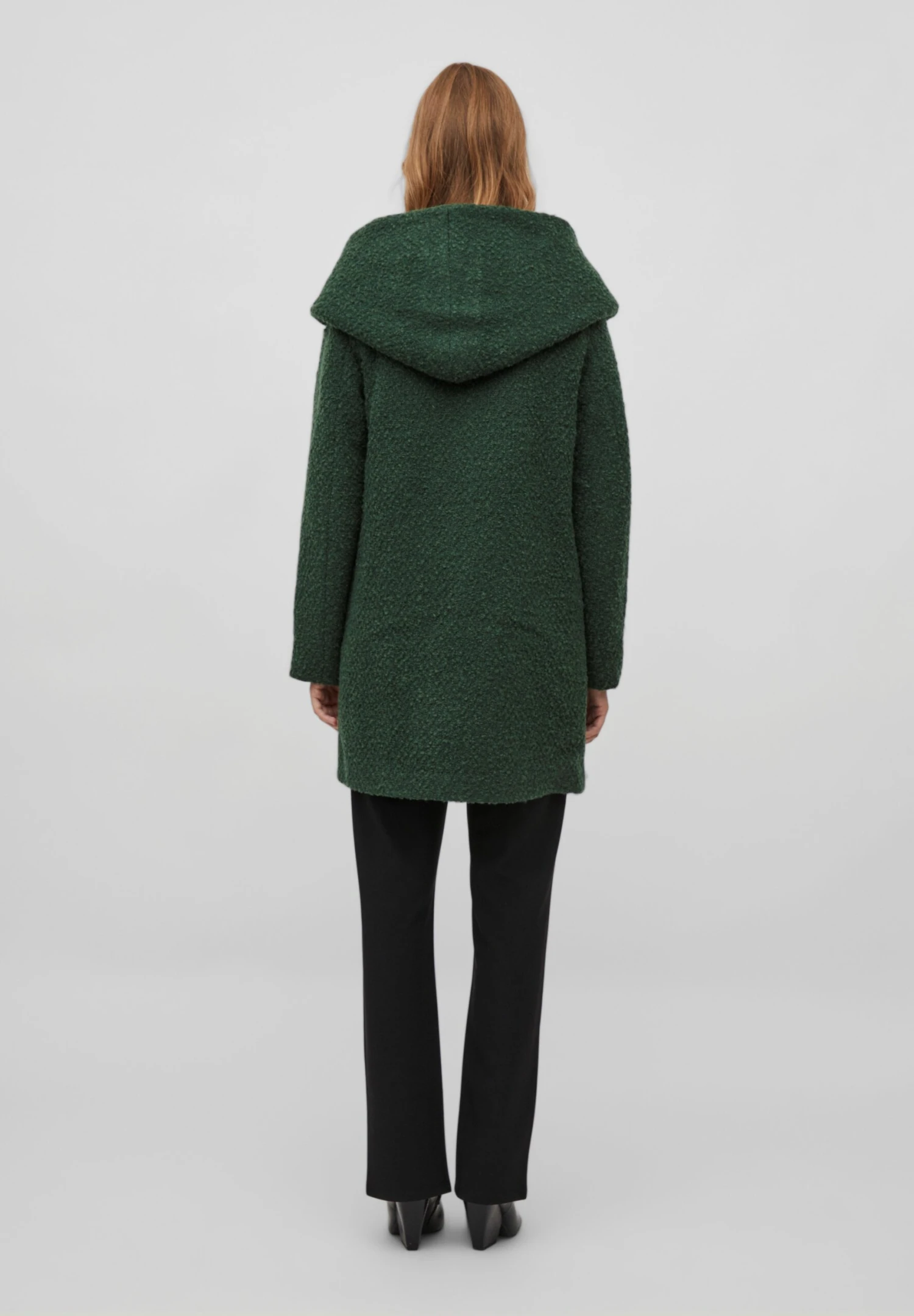 Vila Manteau Court - Pineneedle 5 Vila Manteau Court - Pineneedle – Image 3