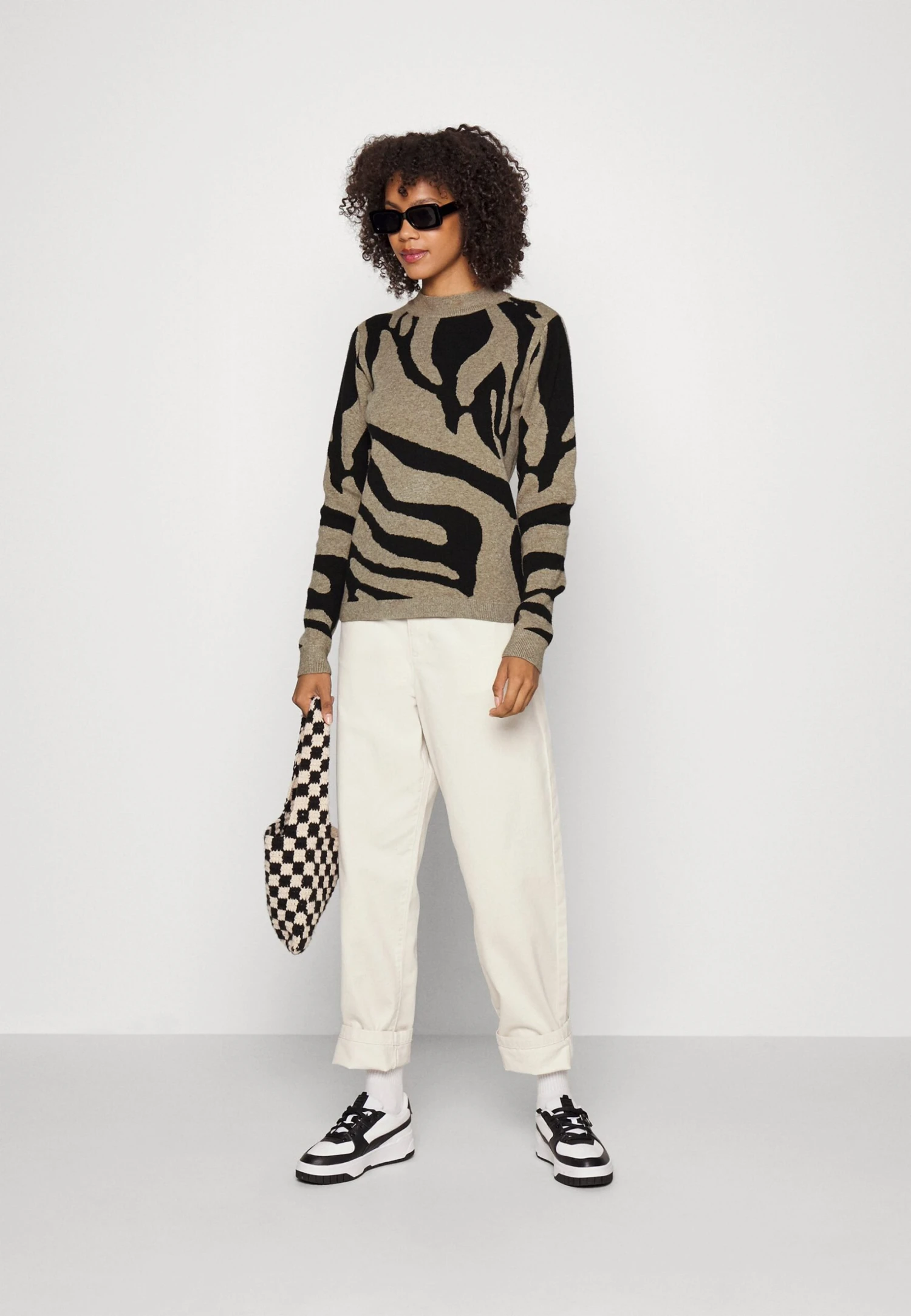 Object Objray - Pullover - Fossil/Black 4 Object Objray - Pullover - Fossil/Black – Image 2