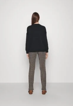 Max Mara Leisure Adelio - Pullover - Blue 9 Max Mara Leisure Adelio - Pullover - Blue -Next Soldes c117094b43594f95bac189f7fd9909ce