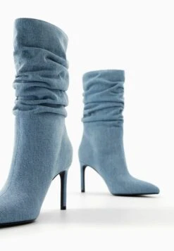 BERSHKA Slouchy Heeled - Bottines - Blue Denim -Next Soldes c289773bcbe14b68b1810fa181e13448
