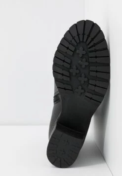 Bullboxer Bottines - Anthracite 15 Bullboxer Bottines - Anthracite -Next Soldes c3540816341243cf80303f21fcf695d3