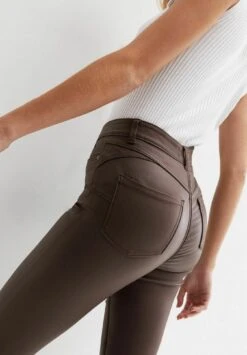 New Look Coated Lift & Shape Jenna - Jeans Skinny - Dark Brown -Next Soldes c3ede12388834839a1e5141930997a3a