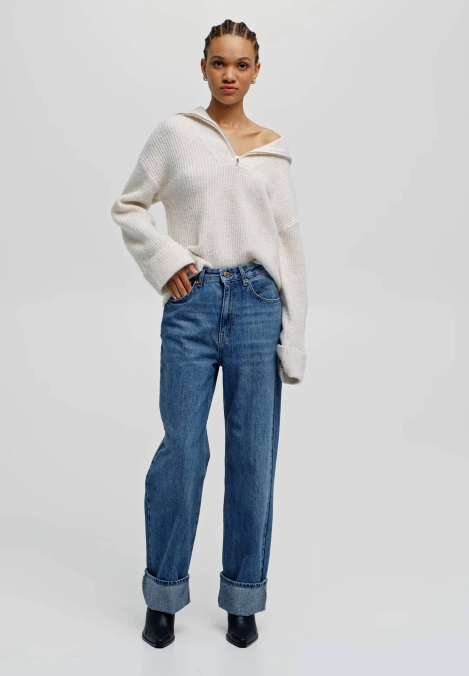 PULL & BEAR With Turn-Up Hems.. - Jean Flare - Dark-Blue Denim 4 PULL & BEAR With Turn-Up Hems.. - Jean Flare - Dark-Blue Denim – Image 2