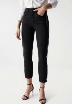 Faith Push In Cropped Slim - Jean Slim - Black