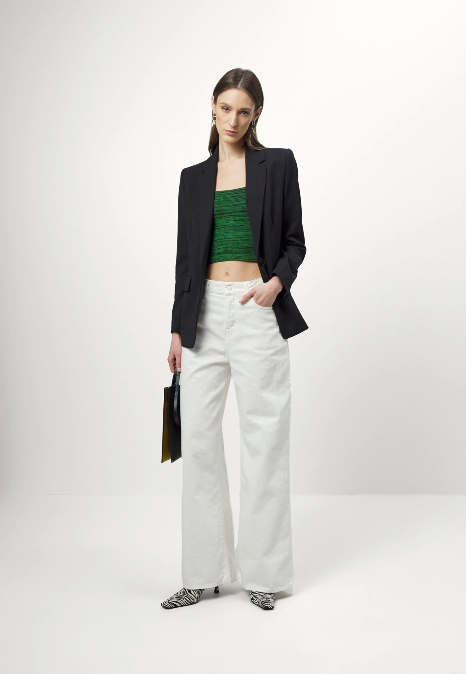 7 For All Mankind Zoey Milk - Jean Droit - White 4 7 For All Mankind Zoey Milk - Jean Droit - White – Image 2