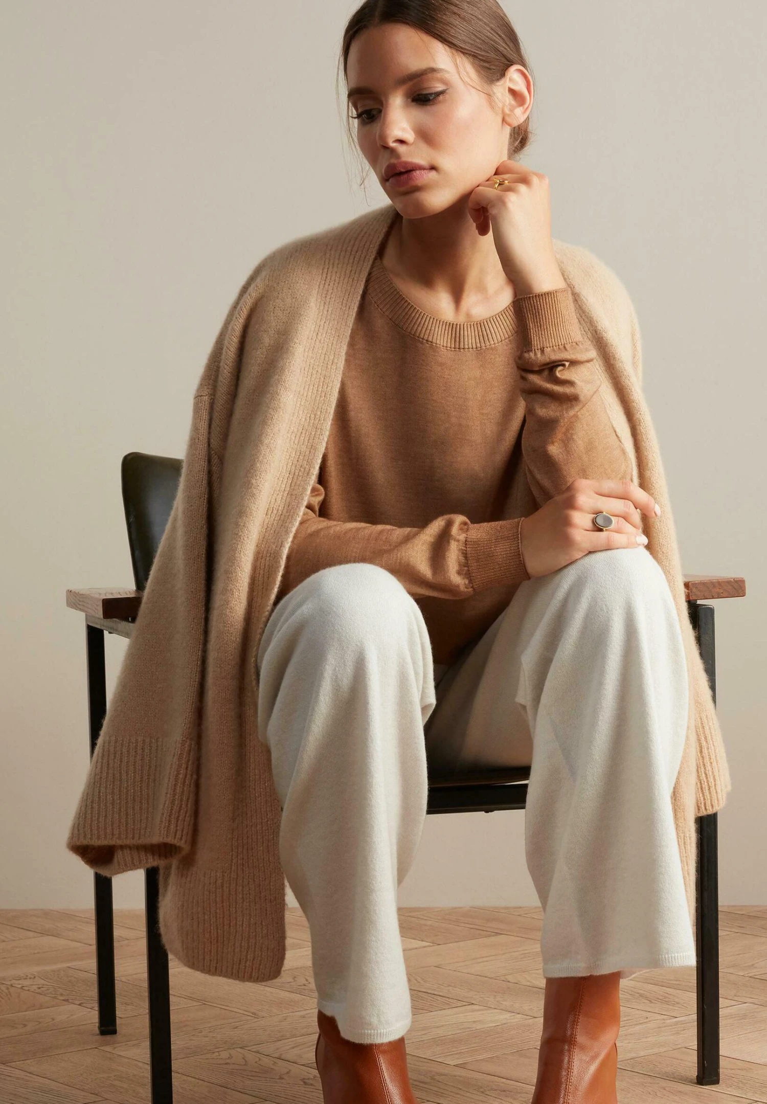 Rundhals - Pullover - Natürlich Light Rum 6 Rundhals - Pullover - Natürlich Light Rum – Image 4