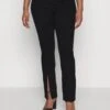 Oncpaige Front Slit - Jeans Skinny - Black -Next Soldes e59c1466432548f1a04ab339119e08c0