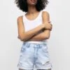 PULL & BEAR Mom-Fit - Short En Jean - Stone Blue Denim 2 PULL & BEAR Mom-Fit - Short En Jean - Stone Blue Denim -Next Soldes e5a88ee5ea0e4a4e94f542465af9a10d